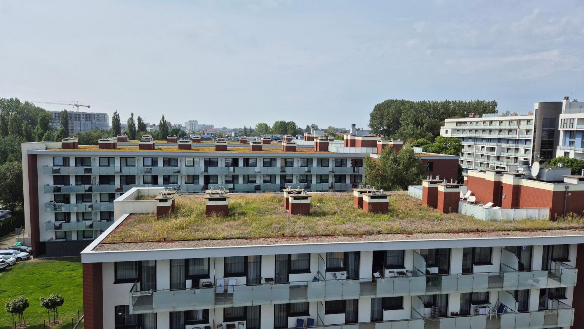 Apartamenty Kasprowicza 20A Klimatyzacja Basen Fintess Sauny Parking Bawialnia Zmywarkataras Wysoki Standard W Pelni Wyposazony 科沃布热格 外观 照片
